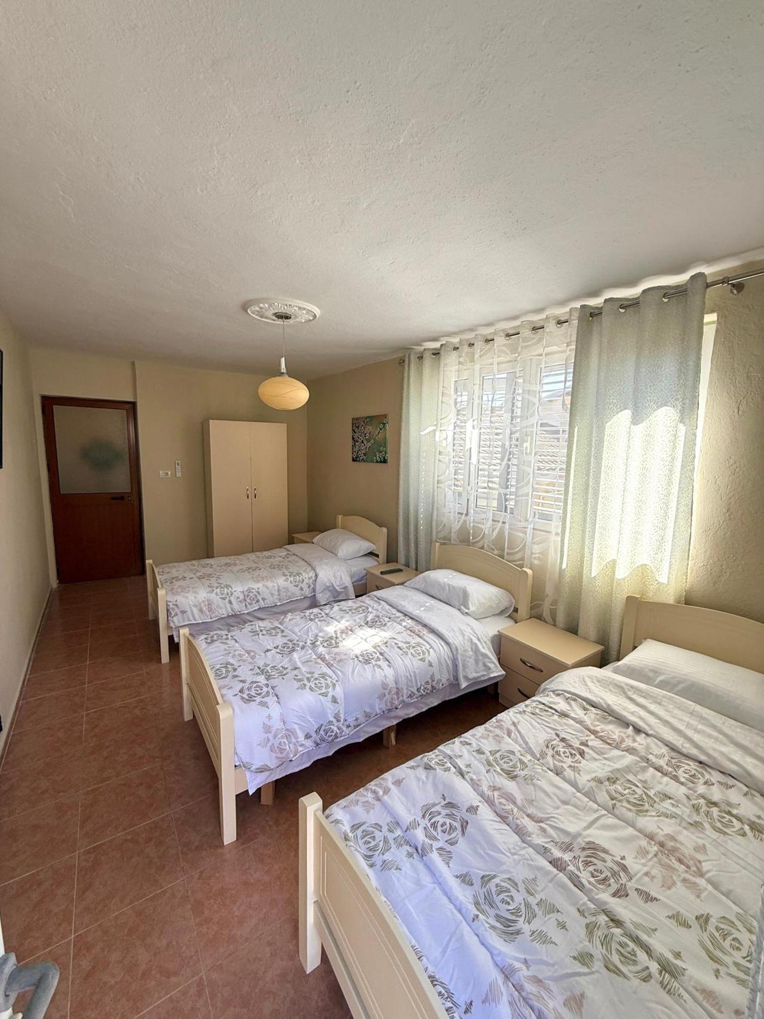 Shkodra Guest House 2 Exterior foto
